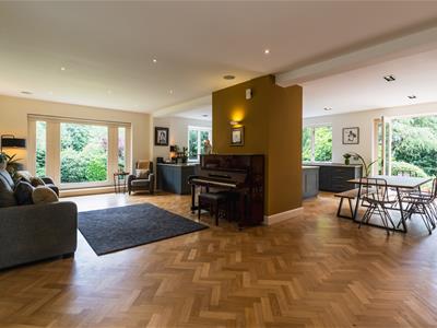 Living Kitchen